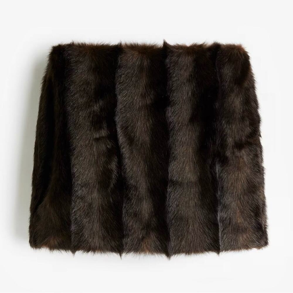 NWOT H&M Rich Brown Faux Fur mini skirt size 0